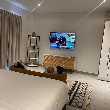 The City Landing Apartments At The Signature Accra Exteriör bild