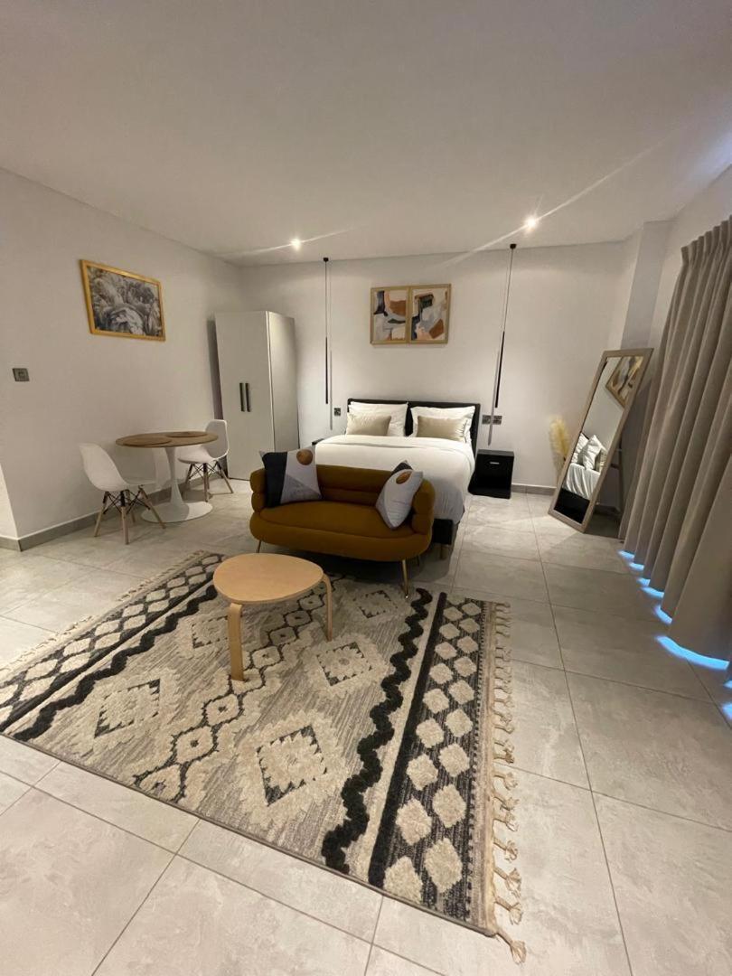 The City Landing Apartments At The Signature Accra Exteriör bild